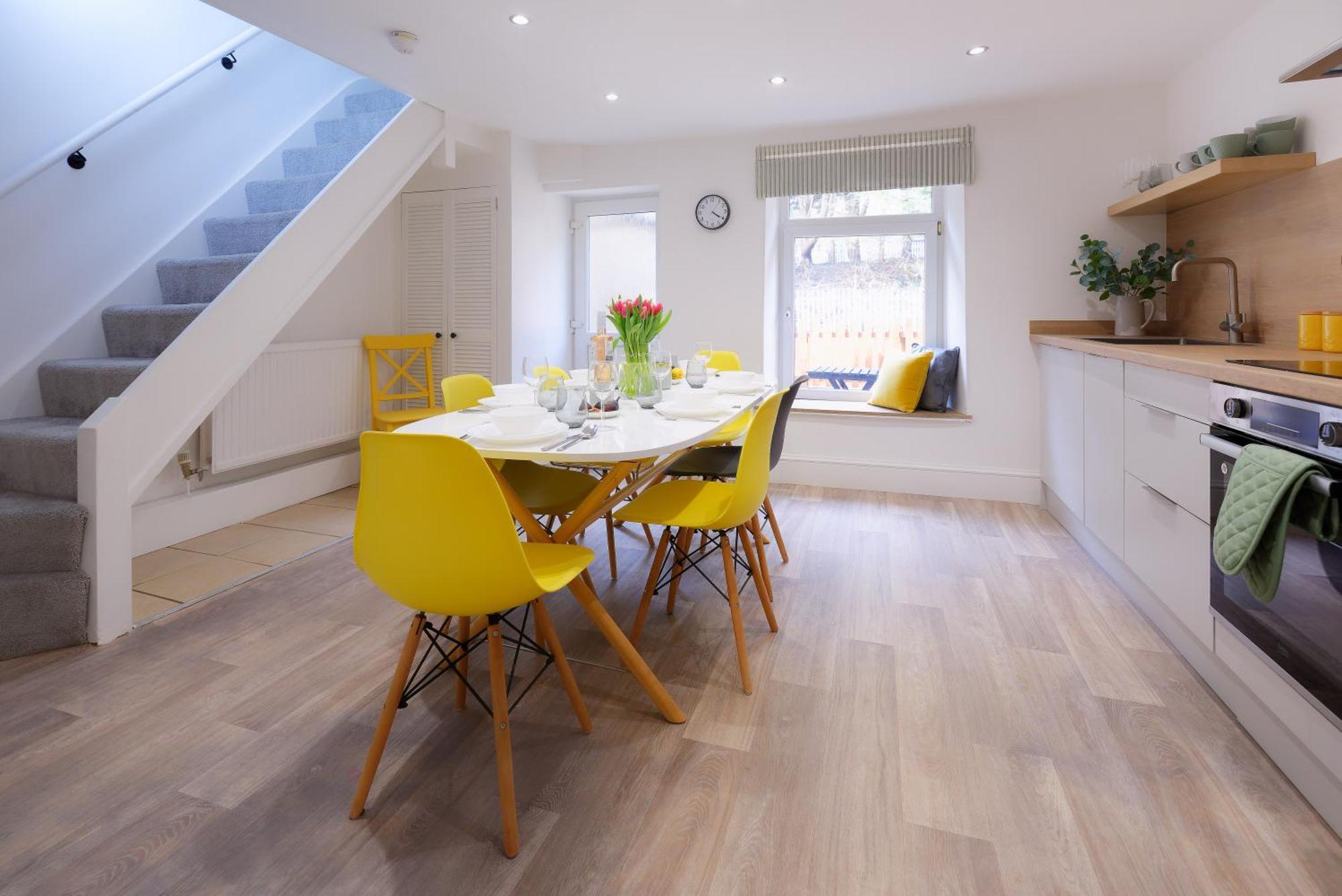 Stayright 3 Bed Home Near Hiking Trails & Parks Llwynypia Екстер'єр фото