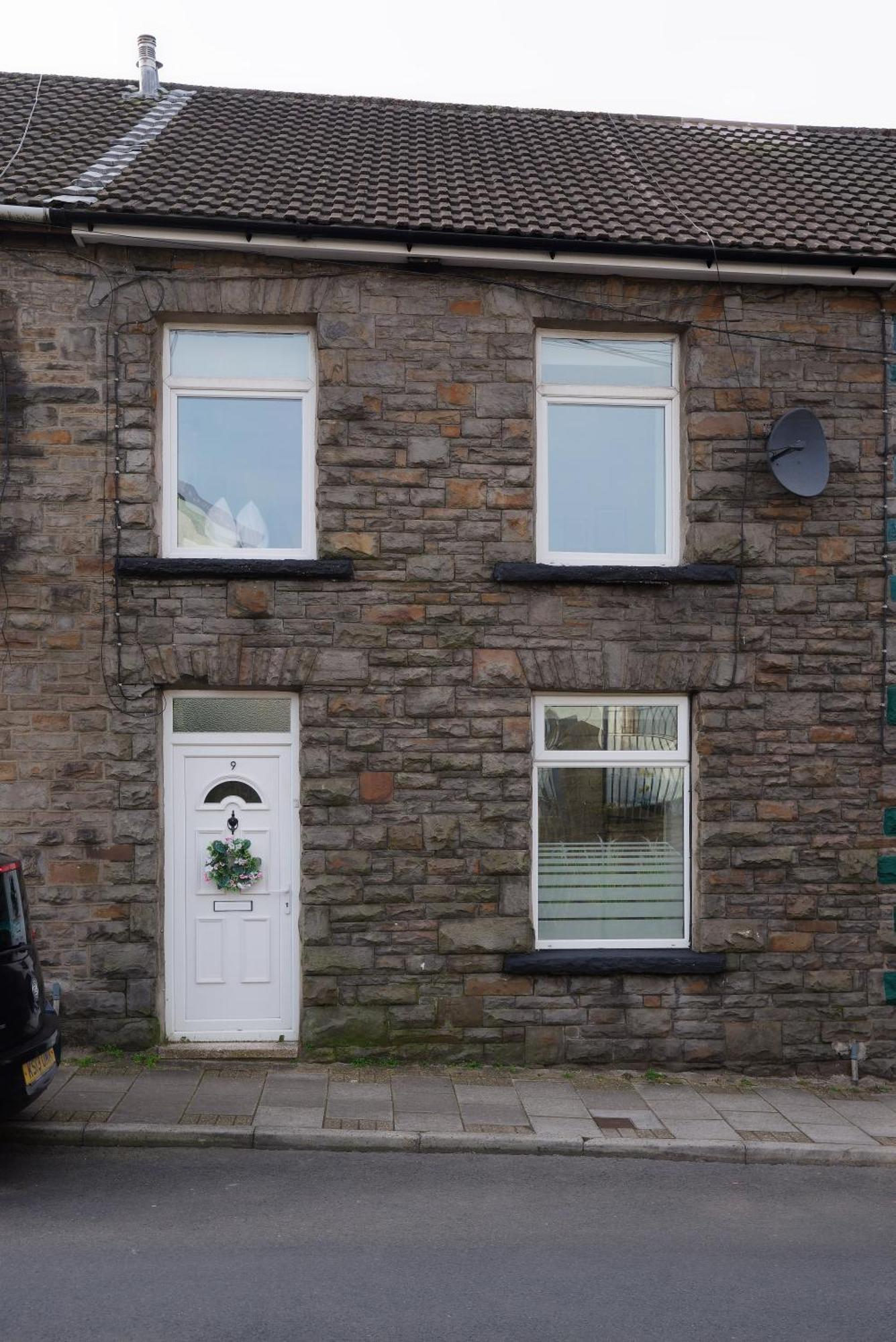 Stayright 3 Bed Home Near Hiking Trails & Parks Llwynypia Екстер'єр фото
